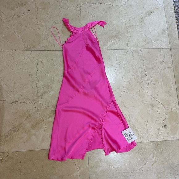 New ASOS DESIGN satin mini dress with rouleaux loop - Pink - Picture 5 of 8